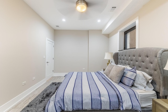 4453 S Lake Park Ave Unit 4, Chicago, IL 60653 - bedroom with baseboards, a ceiling fan, visible vents, and recessed lighting