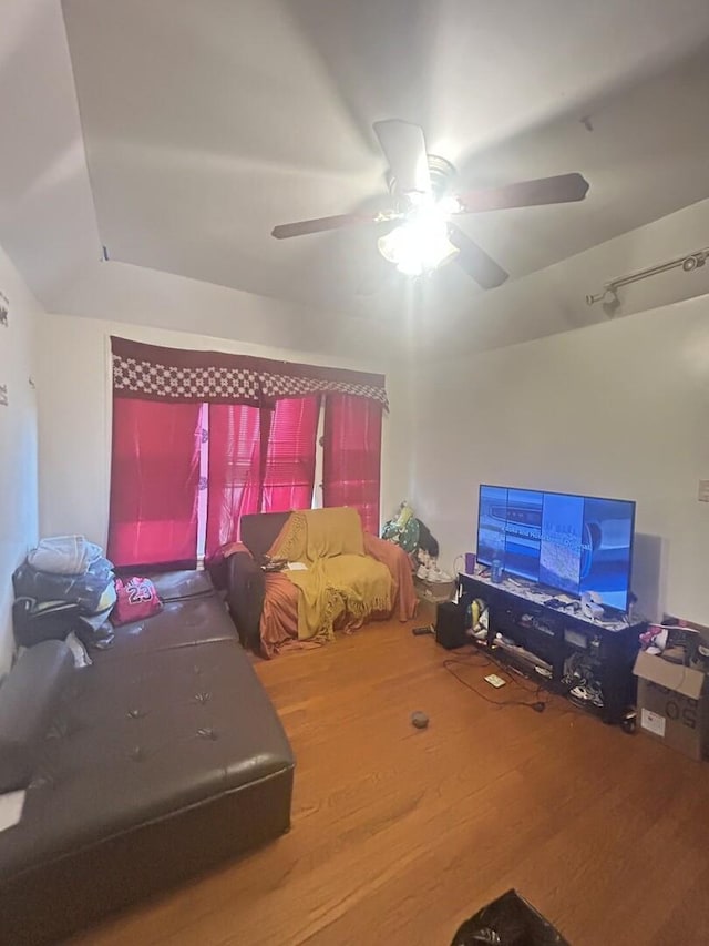 7038 S Vernon Ave, Chicago, IL 60637 - bedroom with wood finished floors and a ceiling fan