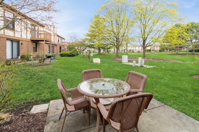 view of patio with outdoor dining area