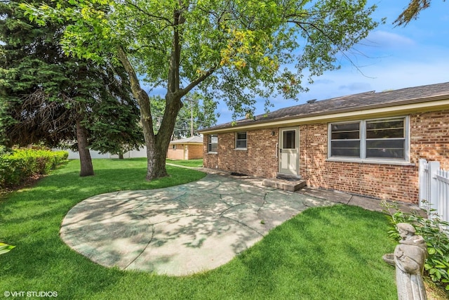 4547 Howard St, Skokie, IL 60076 - photo 16