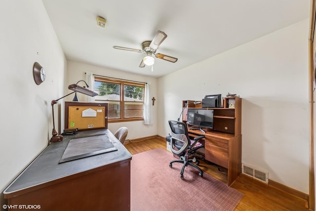 4547 Howard St, Skokie, IL 60076 - photo 10