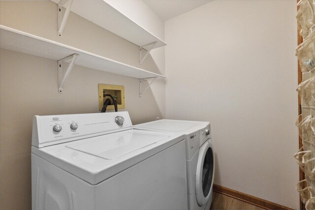 129 S Prairie St, Batavia, IL 60510 - photo 30