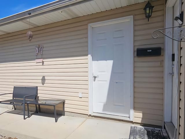 519 Greenwood Dr, Round Lake Park, IL 60073 - view of doorway to property