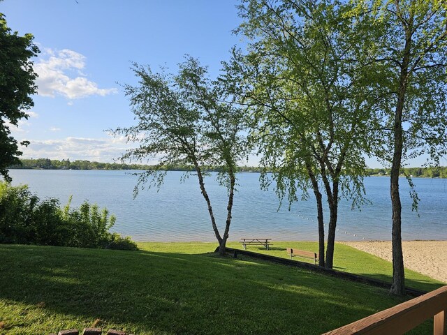 519 Greenwood Dr, Round Lake Park, IL 60073 - water view