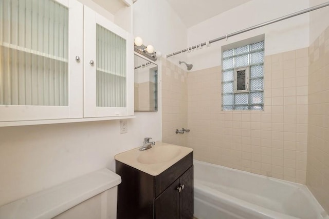 2446 W Thomas St, Chicago, IL 60622 - bathroom featuring toilet, shower / bath combination, and vanity