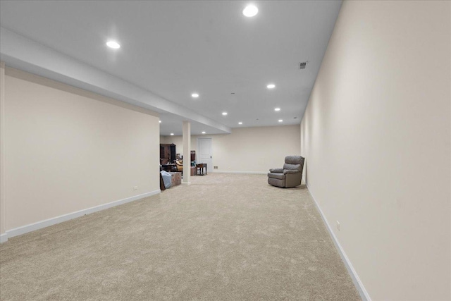 572 Vine Ave, Highland Park, IL 60035 - interior space featuring baseboards, carpet flooring, visible vents, and recessed lighting