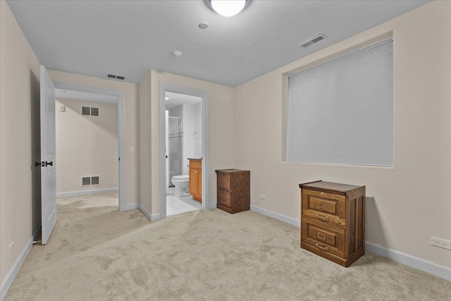 572 Vine Ave, Highland Park, IL 60035 - unfurnished bedroom with carpet flooring and visible vents