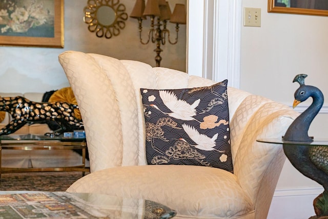 105 S High St, Galena, IL 61036 - view of interior details
