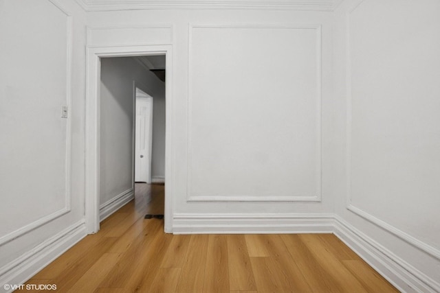 1225 W Lunt Ave Unit 2B, Chicago, IL 60626 - spare room with light wood-type flooring