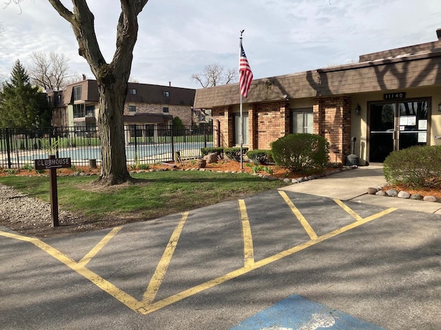 9178 S Rd E Unit D, Palos Hills, IL 60465 - view of property with uncovered parking