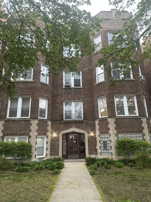 view of building exterior