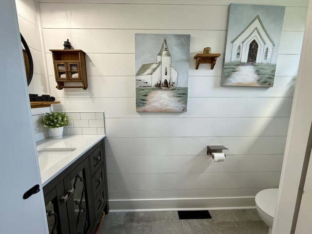 3707 Geneva Pl, Mchenry, IL 60050 - half bath with vanity and toilet