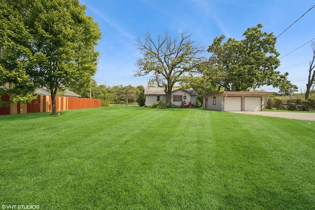 4363 W Kennedy Dr, Gurnee, IL 60031 - view of yard with a detached garage