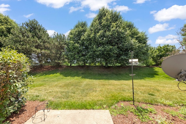 1844 Candlelight Cir, Montgomery, IL 60538 - view of grassy yard