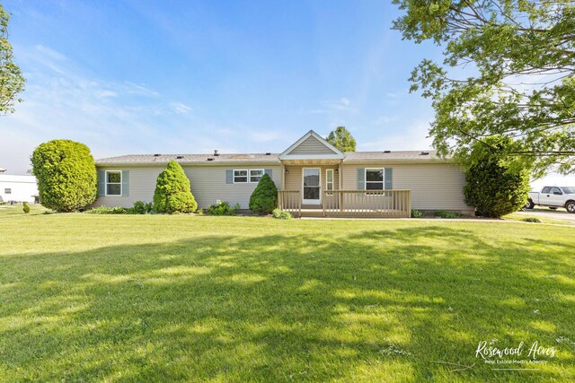 10868 E Le Claire St, Grant Park, IL 60940 - photo 1