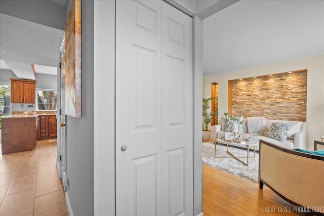 1448 Golden Oaks Pkwy, Aurora, IL 60506 - view of hallway