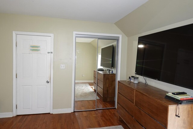 11108 S Myrtle St, Huntley, IL 60142 - bedroom with dark wood-style floors, baseboards, and vaulted ceiling