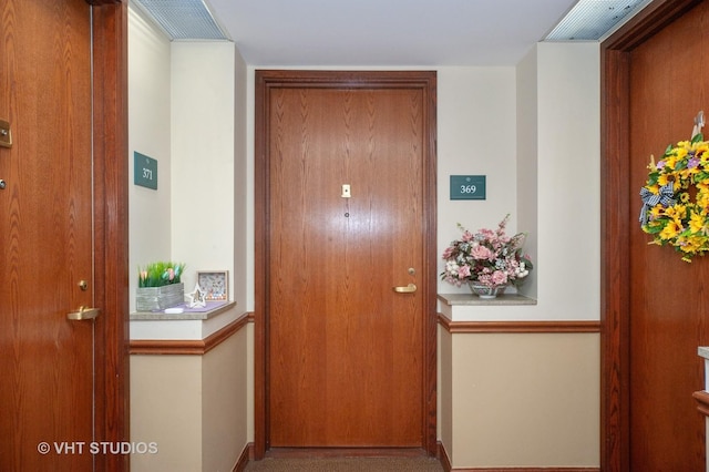 1285 Luther Ln Unit 369B, Arlington Heights, IL 60004 - entryway with baseboards