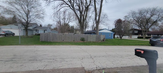 27W543 Wilbur Ave, Warrenville, IL 60555