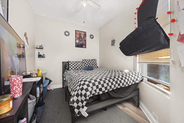 7123 S Green St, Chicago, IL 60621 - bedroom featuring baseboards and ceiling fan
