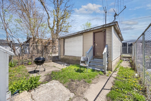 7123 S Green St, Chicago, IL 60621 - view of garage