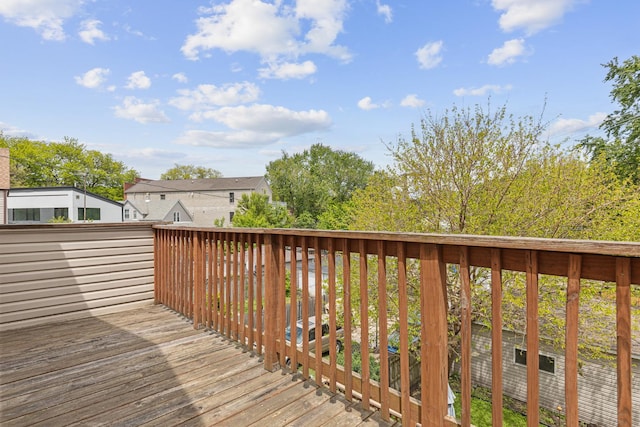 6029 N Ridge Ave, Chicago, IL 60660 - view of wooden terrace