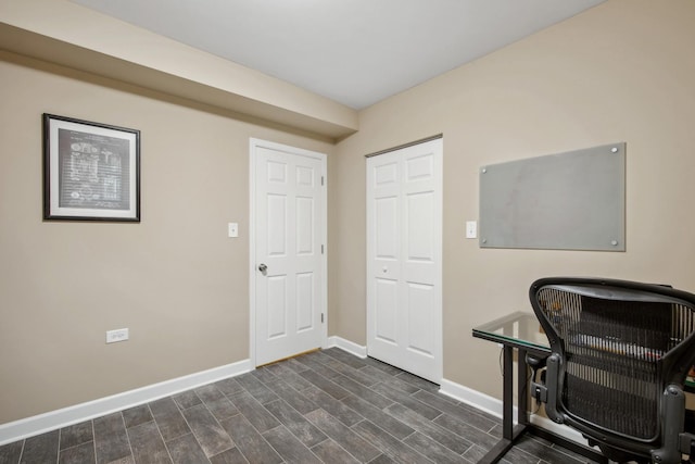 6029 N Ridge Ave, Chicago, IL 60660 - office with baseboards and dark wood-style floors