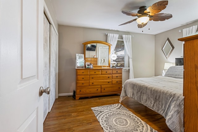 1003 Poplar St, Monticello, IL 61856 - bedroom with wood finished floors and a ceiling fan