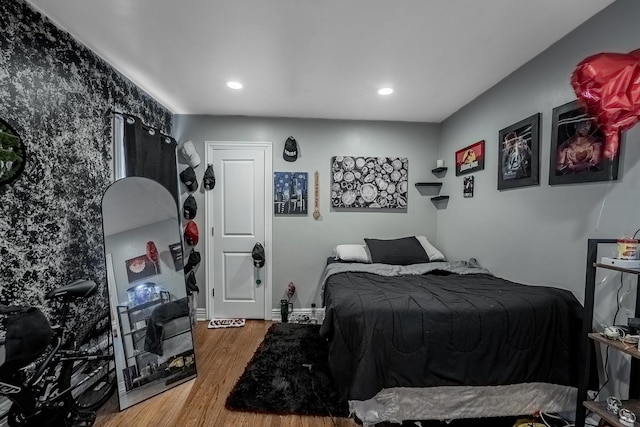 4158 W Nelson St, Chicago, IL 60641 - bedroom featuring wood finished floors and recessed lighting