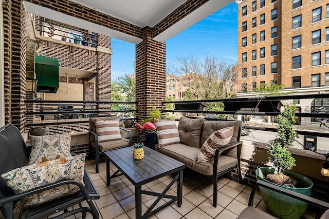 5016 N Sheridan Rd Unit 1, Chicago, IL 60640 - balcony with an outdoor hangout area