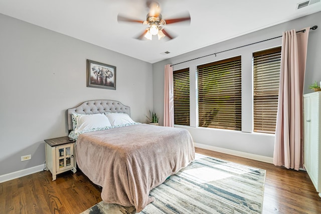 5016 N Sheridan Rd Unit 1, Chicago, IL 60640 - bedroom featuring wood finished floors, visible vents, and baseboards