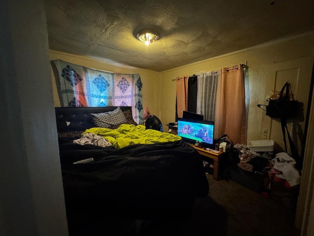 bedroom featuring carpet floors