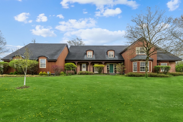 1135 Buttonwood Ln, Northbrook, IL 60062 - view of front of house featuring a front lawn and board and batten siding