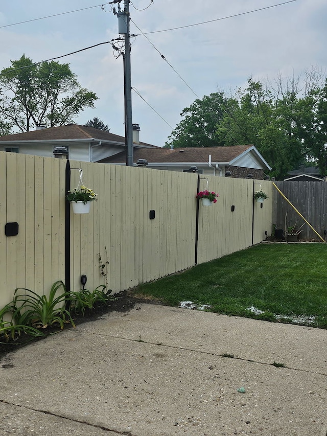 725 Terry Dr, Joliet, IL 60435 - photo 17