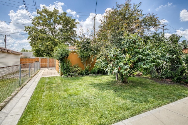 6141 W 35th St, Cicero, IL 60804 - view of fenced backyard