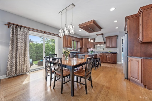 325 Bonnie Brae Ave, Itasca, IL 60143 - dining space featuring light wood-type flooring and recessed lighting