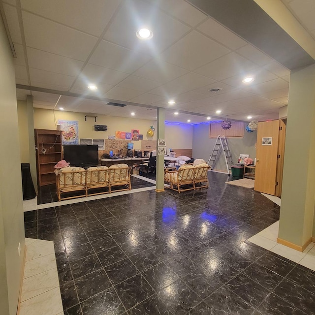 21526 Trick Circle Ct, Wilmington, IL 60481 - living area with visible vents and a paneled ceiling