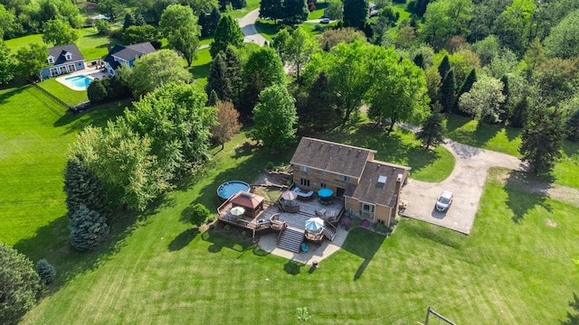 41W838 High Point Ln, Elburn, IL 60119 - view from above of property with a pool area