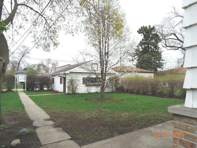 5837 N Navarre Ave, Chicago, IL 60631 - view of yard