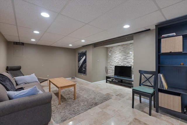 418 Bonnie Brae Ave, Itasca, IL 60143 - living area with baseboards, a drop ceiling, and recessed lighting