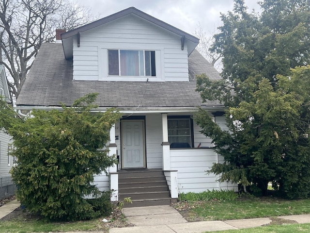 1702 Lincoln St, North Chicago, IL 60064 - view of front of property featuring a porch and a shingled roof