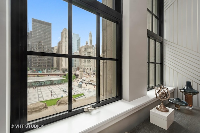 435 N Michigan Ave Unit 401, Chicago, IL 60611 - interior details with a city view
