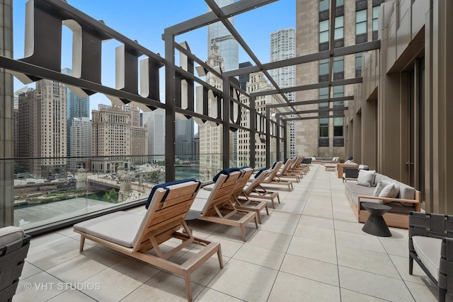 435 N Michigan Ave Unit 401, Chicago, IL 60611 - exterior space featuring a city view