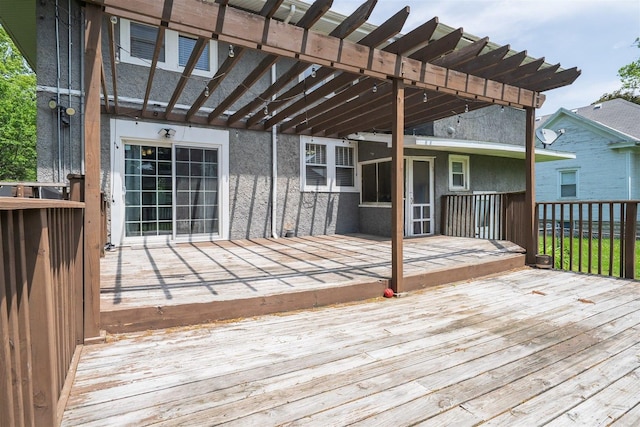 316 E Pierce St, Pontiac, IL 61764 - wooden terrace with a pergola