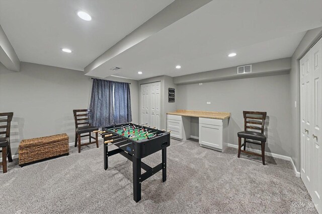 game room with light colored carpet, baseboards, visible vents, and recessed lighting