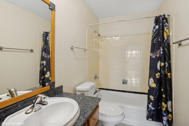 898 Wellington Ave Unit 310, Elk Grove Village, IL 60007 - full bathroom featuring toilet, shower / bathtub combination with curtain, and vanity