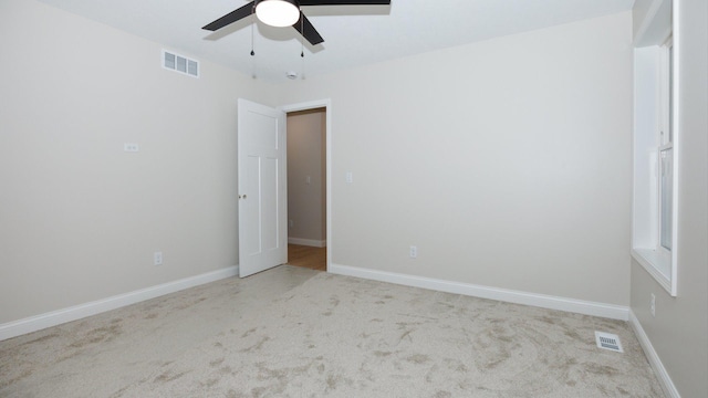 512 E Walnut St, Hudson, IL 61748 - photo 25