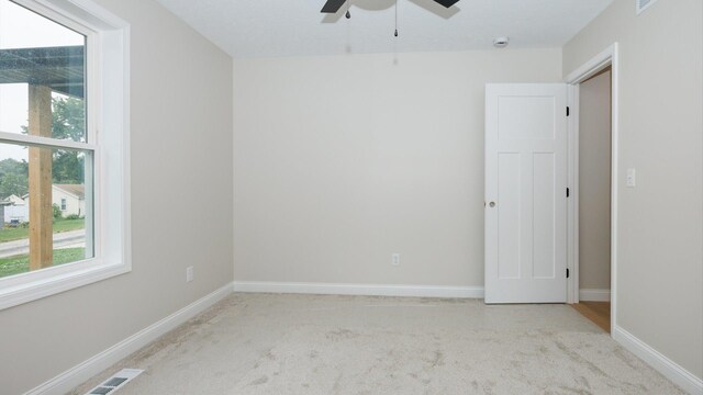 512 E Walnut St, Hudson, IL 61748 - photo 40
