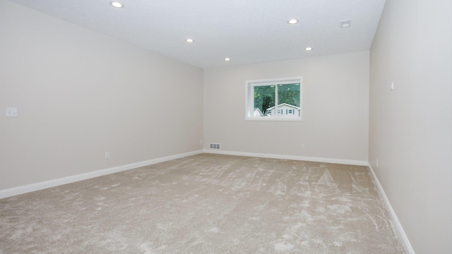 512 E Walnut St, Hudson, IL 61748 - photo 41