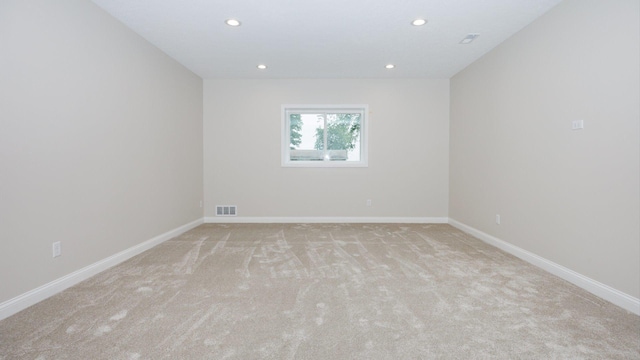 512 E Walnut St, Hudson, IL 61748 - photo 45
